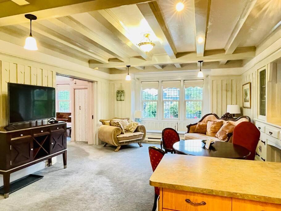 Parlor Suite In Heritage Manor, Fairfield, Near Dt Victoria Luaran gambar