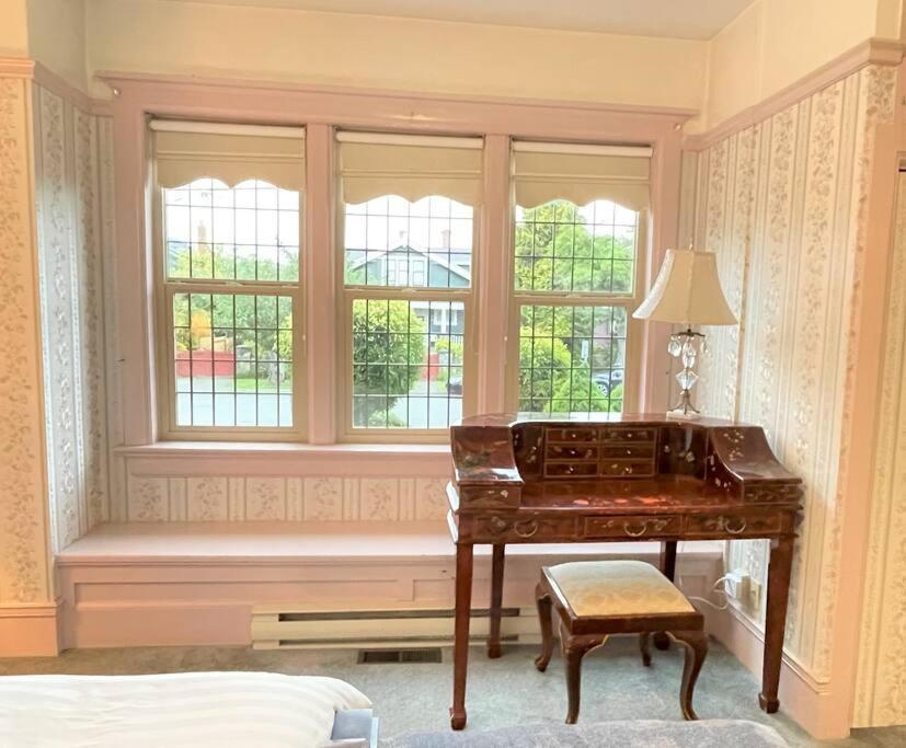 Parlor Suite In Heritage Manor, Fairfield, Near Dt Victoria Luaran gambar